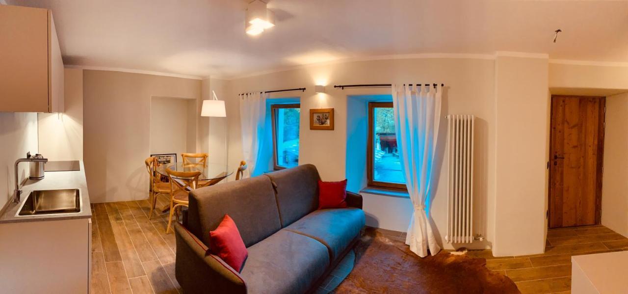 Lo Micho - Le Four Des Alpes Appartement Rhemes-Saint-Georges Buitenkant foto